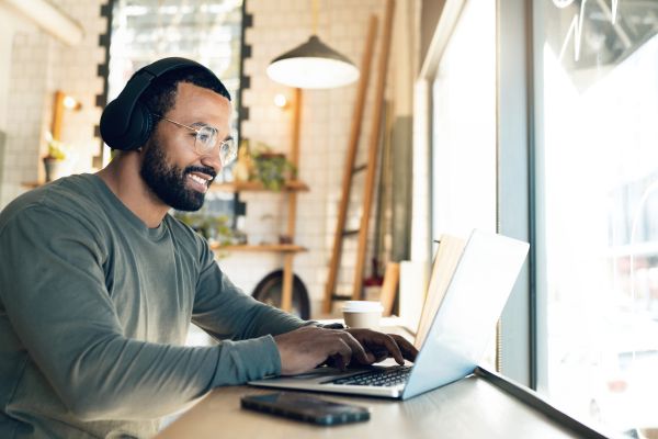 5 Habilidades Clave que Necesitas para Ser un Trabajador Remoto Exitoso.