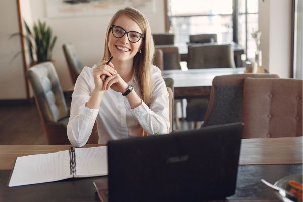 Gestión del Tiempo y Productividad para Equipos Remotos.